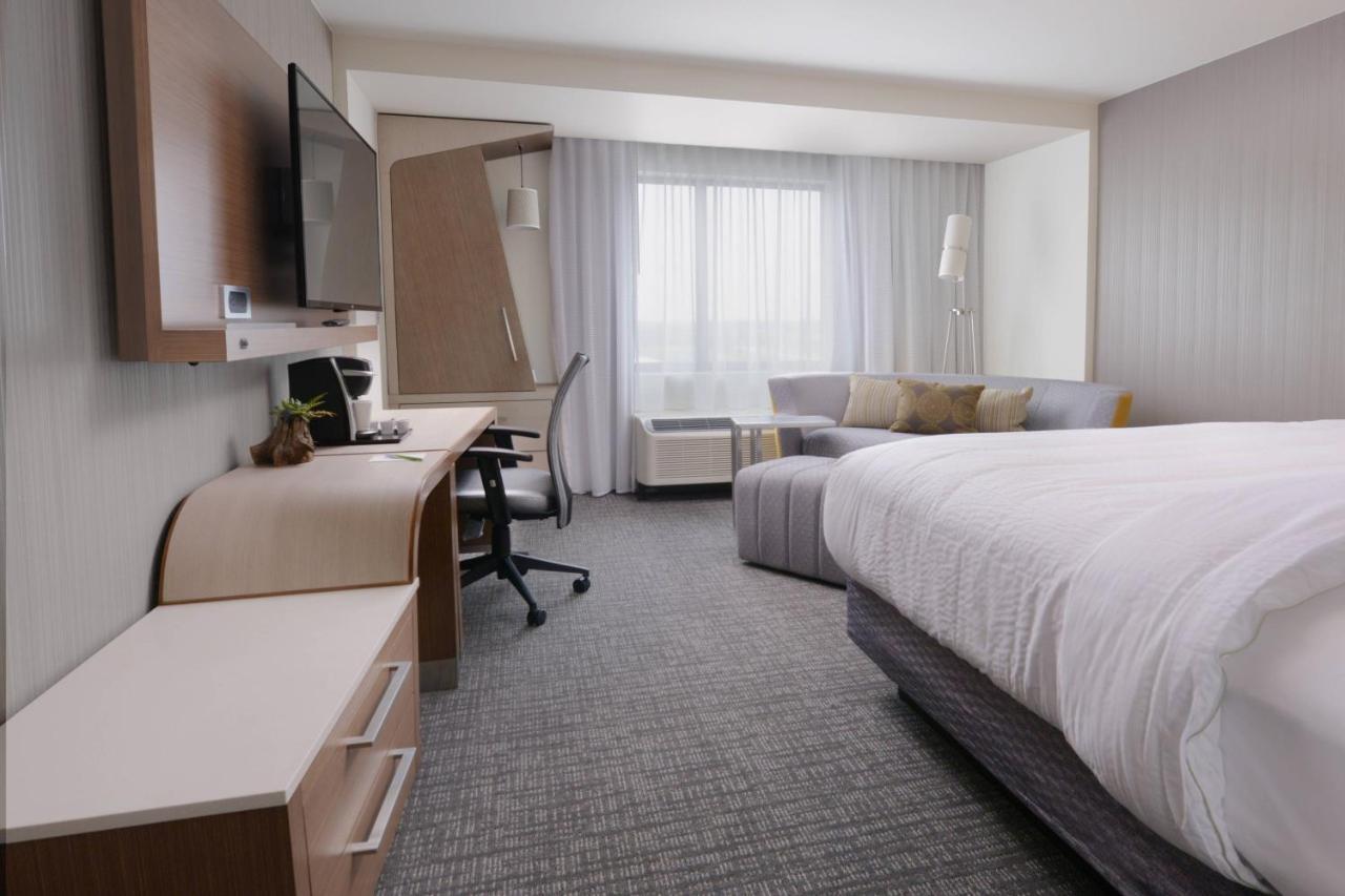 Hotel Courtyard By Marriott Austin