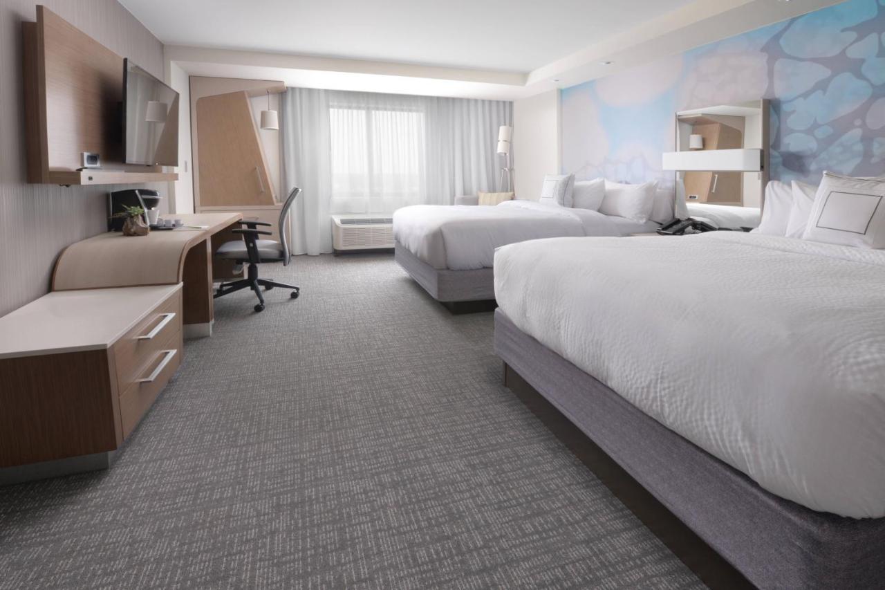 Courtyard By Marriott Austin