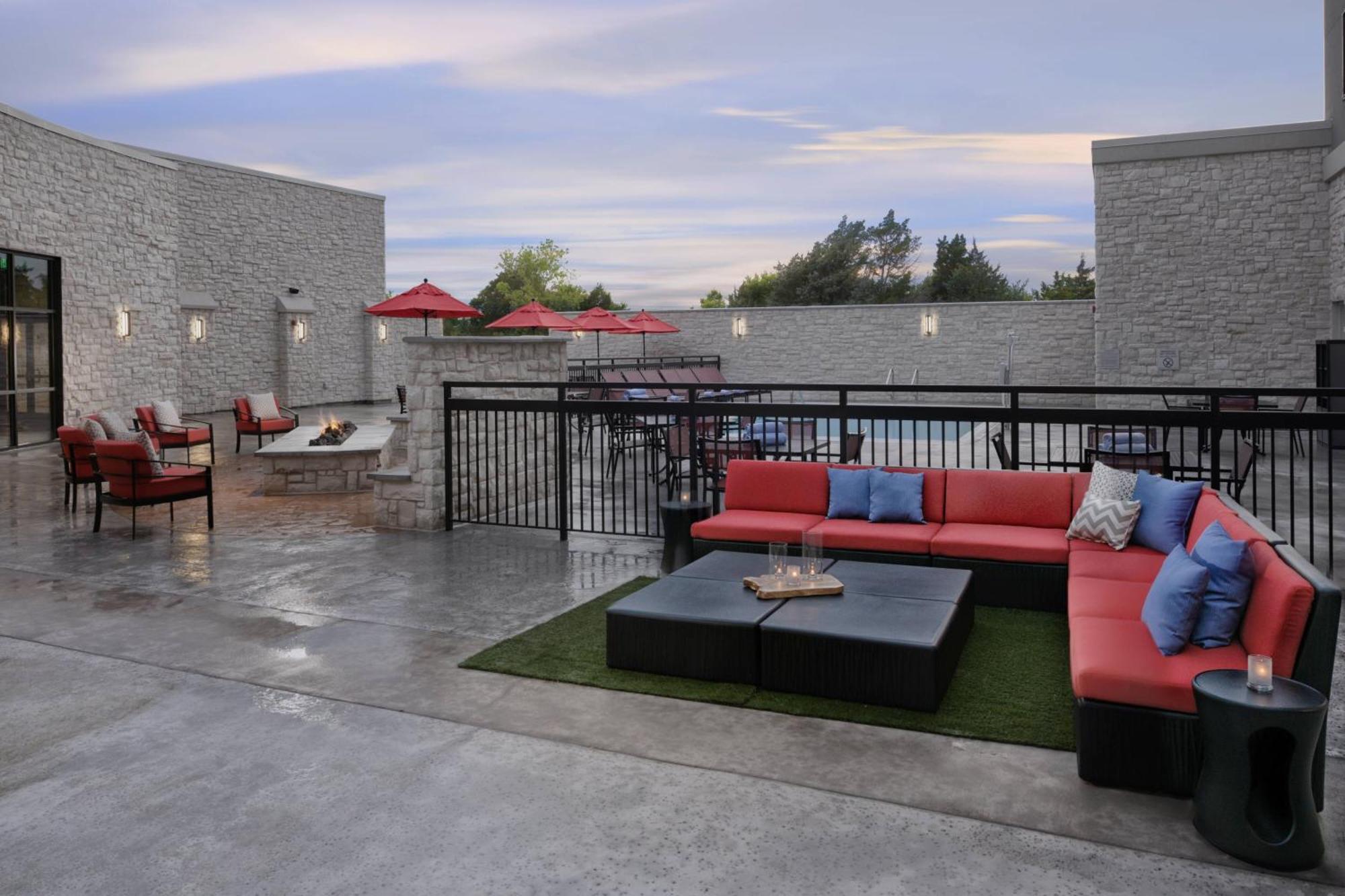 Courtyard By Marriott Austin Hotel Pflugerville